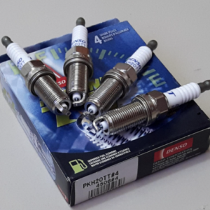 Bugi Platinium dùng cho xe Innova, Fortuner. MSP: PKH20TT