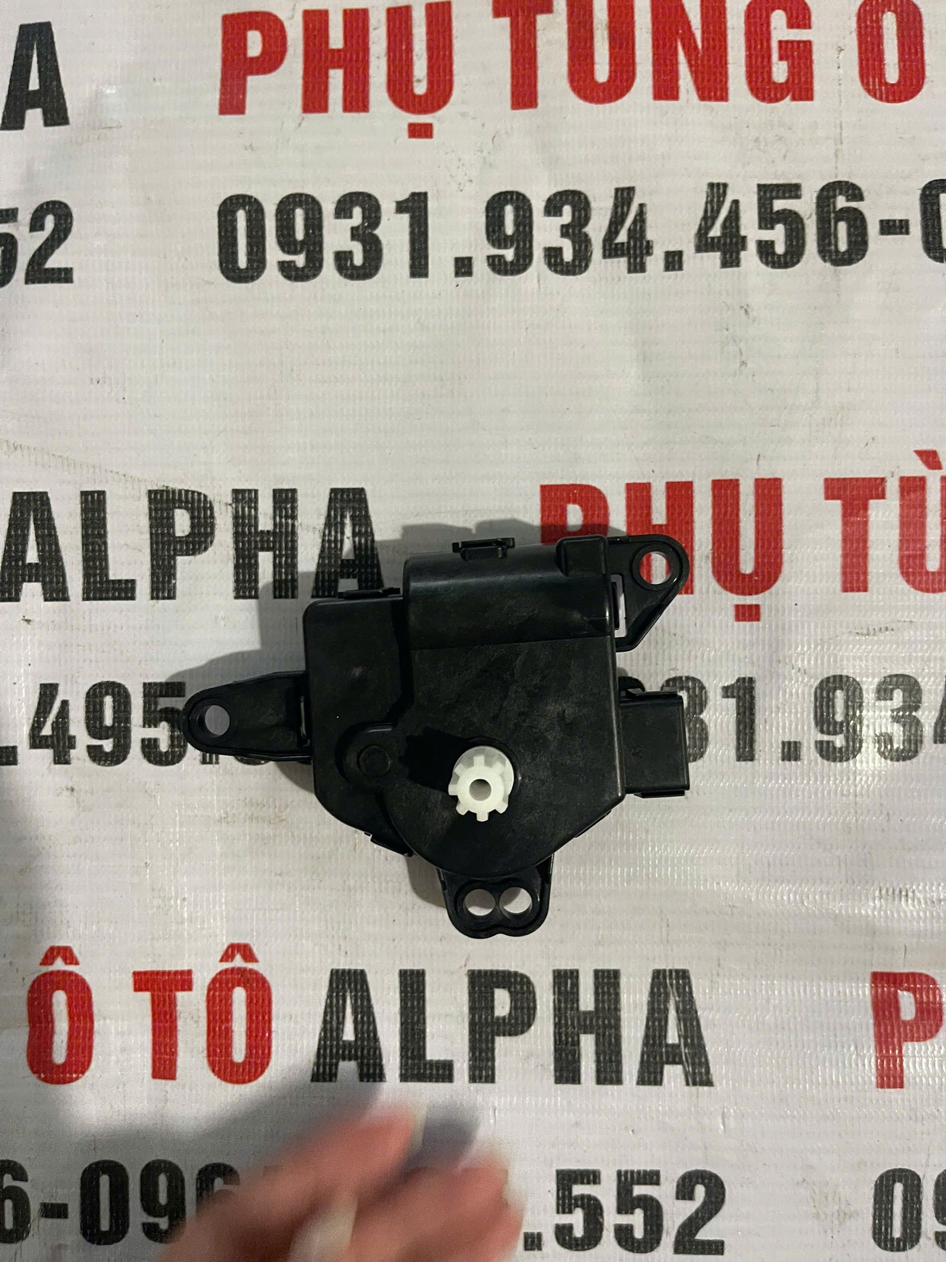 z7129675153954_54988d691565714638e2e7934d1b305d